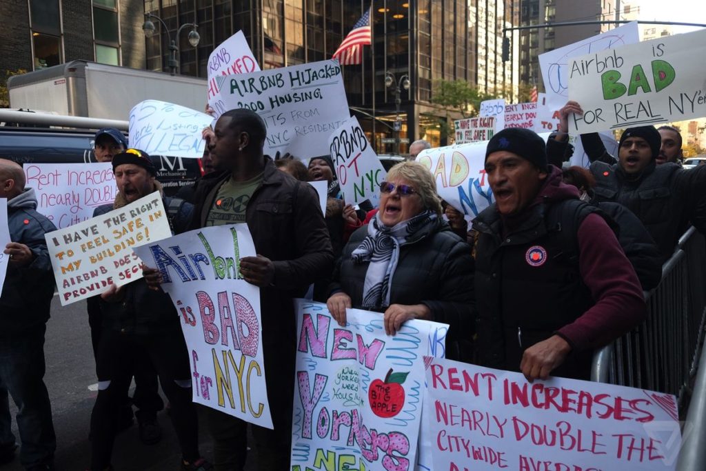 New York : airbnb host protest - airbnb host protest New-York